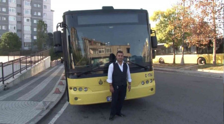 Ümraniye'de kalp krizi geçiren yolcuyu hastaneye otobüs şoförü yetiştirdi