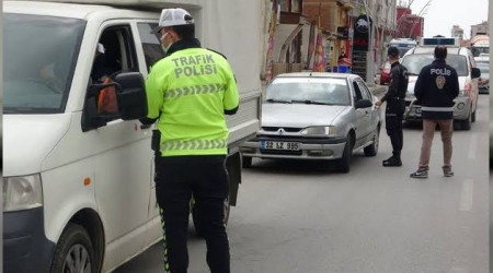 Uşak'ta bin 876 araç sürücüsüne ceza