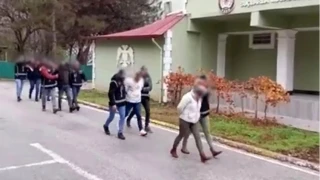 U�ak'ta tefecilere operasyon: 5 g�zalt�