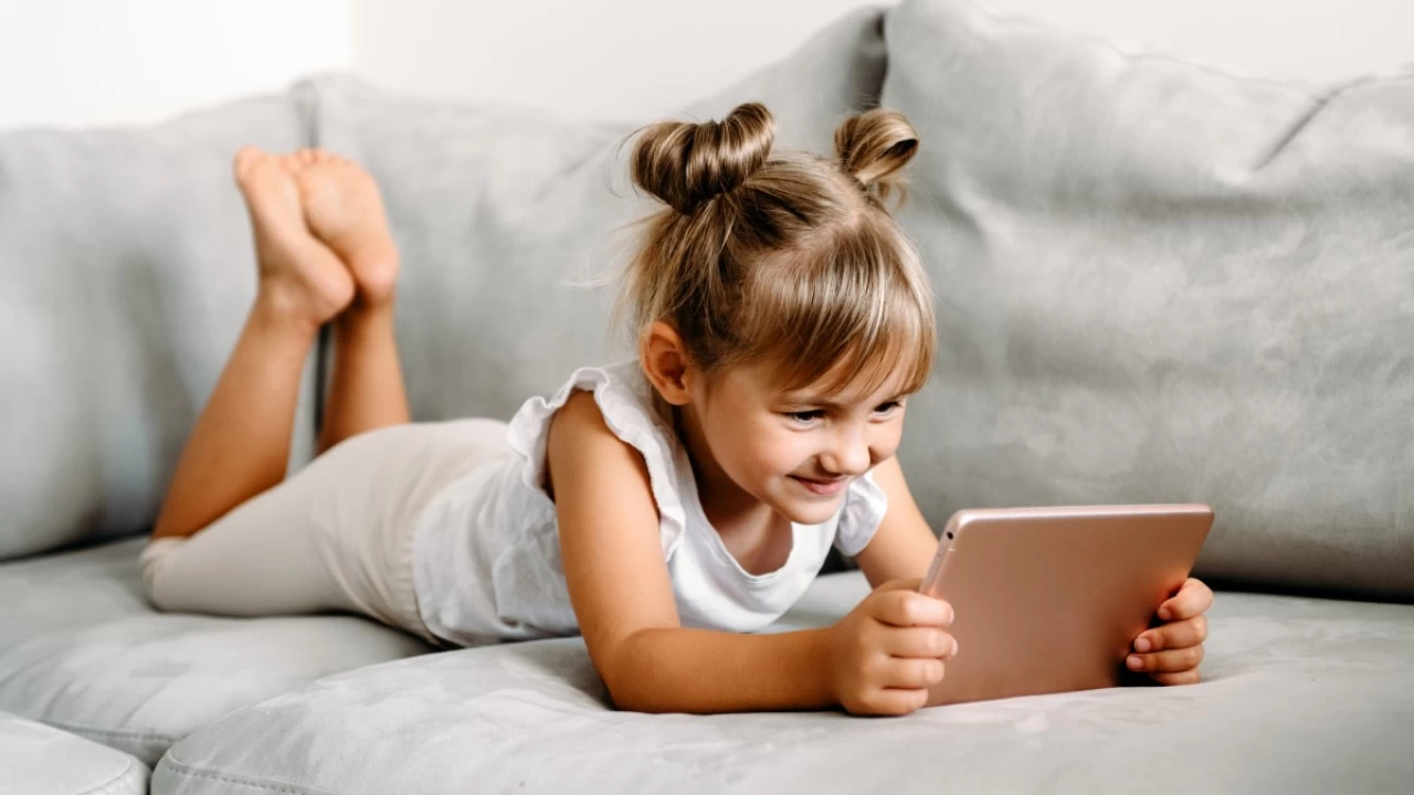 Uzun s�reli teknolojik cihaz kullan�m�n�n �ocuklara etkileri