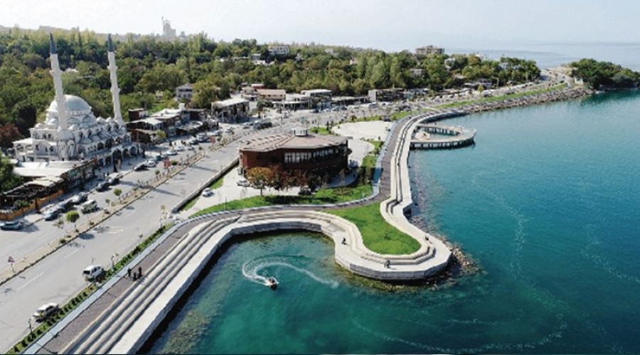 Van Gölü sahilini kayyım imara açtı