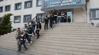 Vatanda��n s�rt�ndan doyan doyana