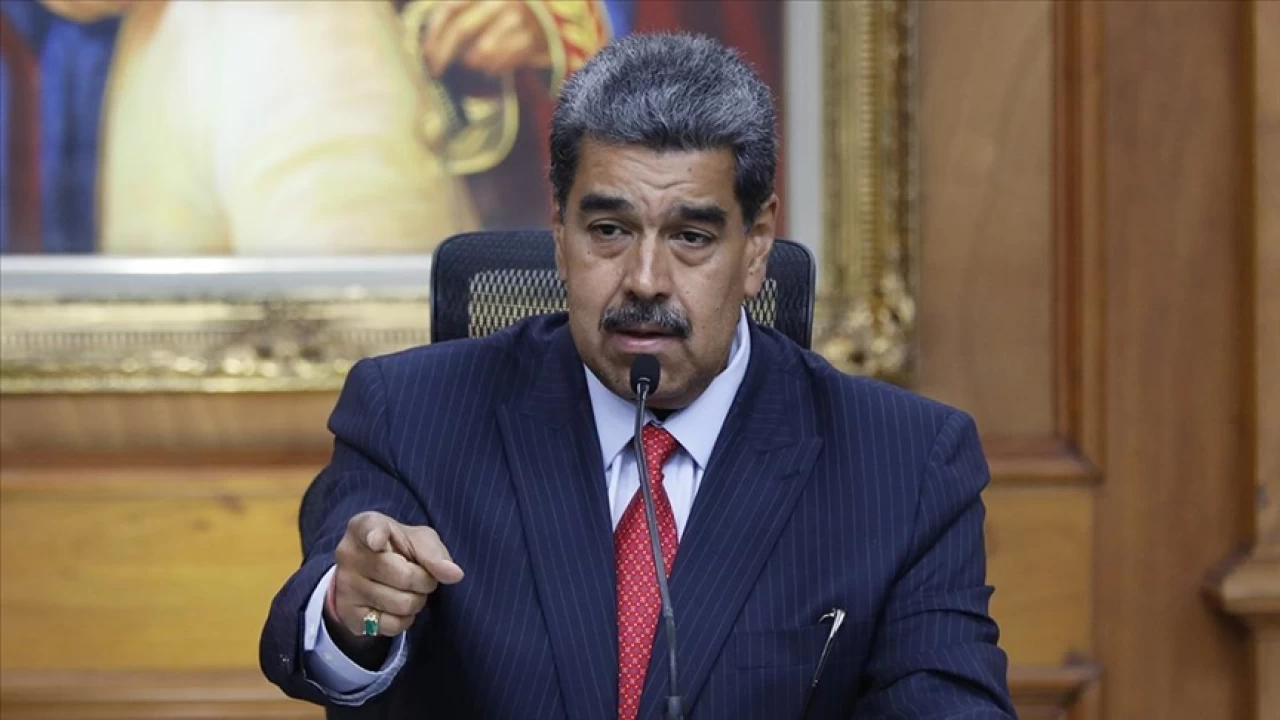 Venezuela Devlet Ba�kan� Maduro'dan �lkede 'i� sava�' uyar�s�