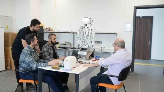 Yapay zekâ destekli insansı robot geliştirildi