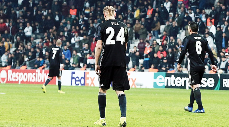 Yaral� Kartal moral ar�yor