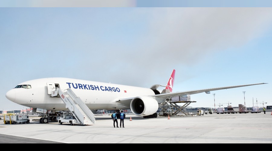 Yeni Havaliman�'na ilk kargo seferi