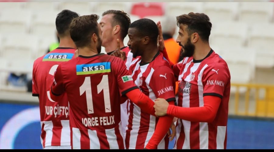Yiğido Karagümrük'ün fiyakasını bozdu