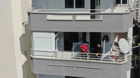 Yıkılacak binadaki hurdacı: 'Yıkılırsa diyecek bir şey yok, takdiriilahî'