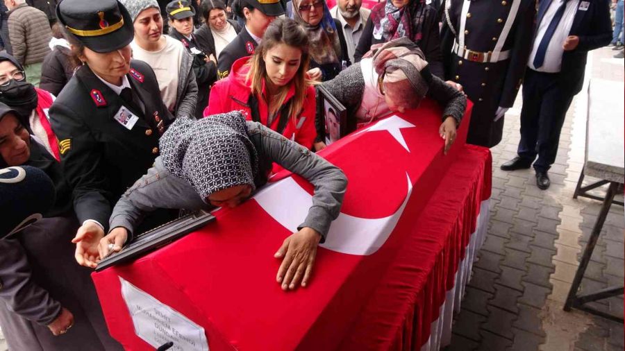 Yozgat şehidini uğurladı