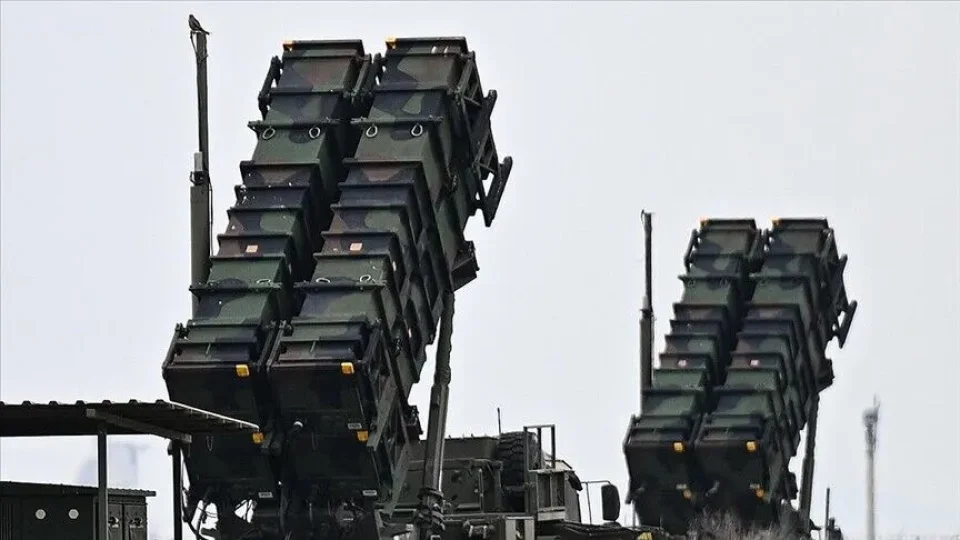  Yunanistan h�k�metinin, Kerpe Adas�'ndaki Patriot u�aksavar f�ze bataryas�n� Girit Adas�'na g�t�rmeyi de�erlendirdi�i ileri s�r�ld�