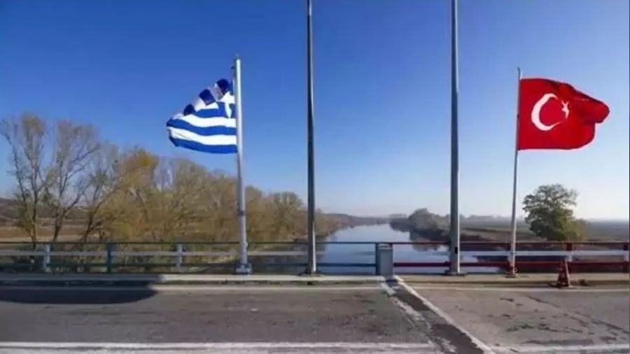 Yunanistan T�rkiye s�n�r�n� g��lendiriyor