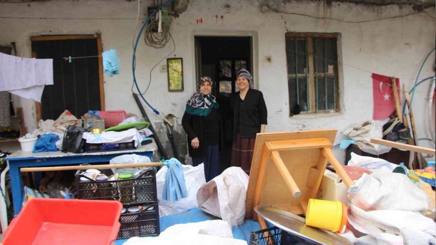 Yusufeli Baraj�'n�n kapaklar� kapat�ld�