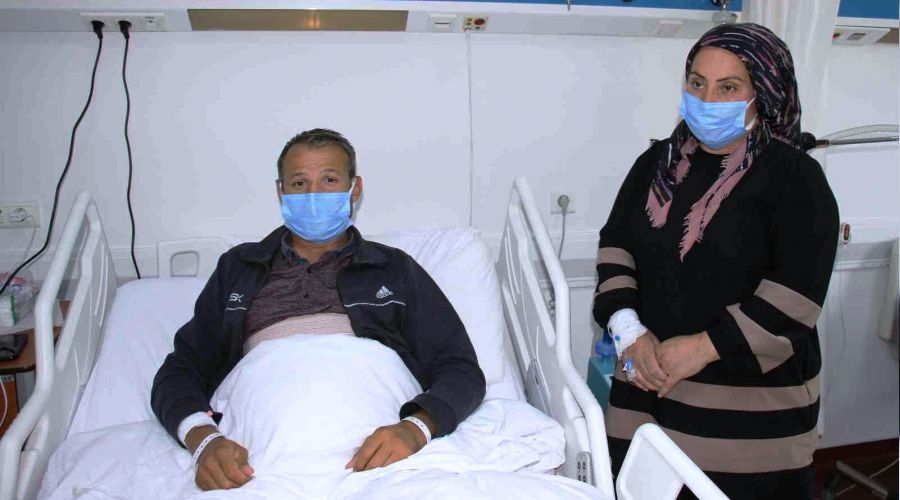 17 yıllık eşinin böbreği ile hayata tutundu