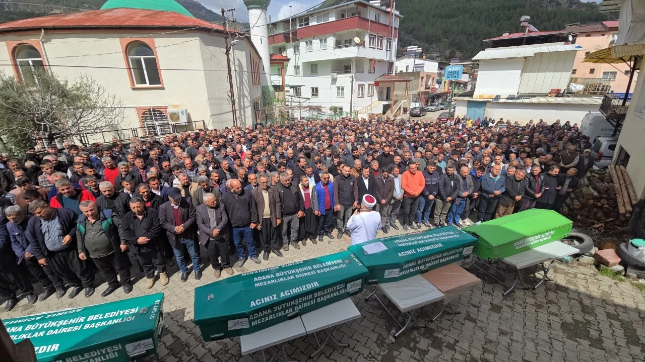 5 ki�ilik aile son yolculu�una u�urland�