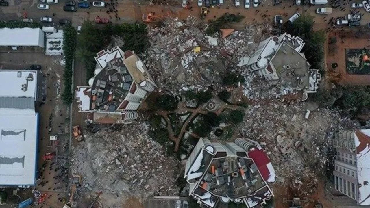 51 kişinin öldüğü Furkan Apartmanı davasında 3 sanık tahliye edildi