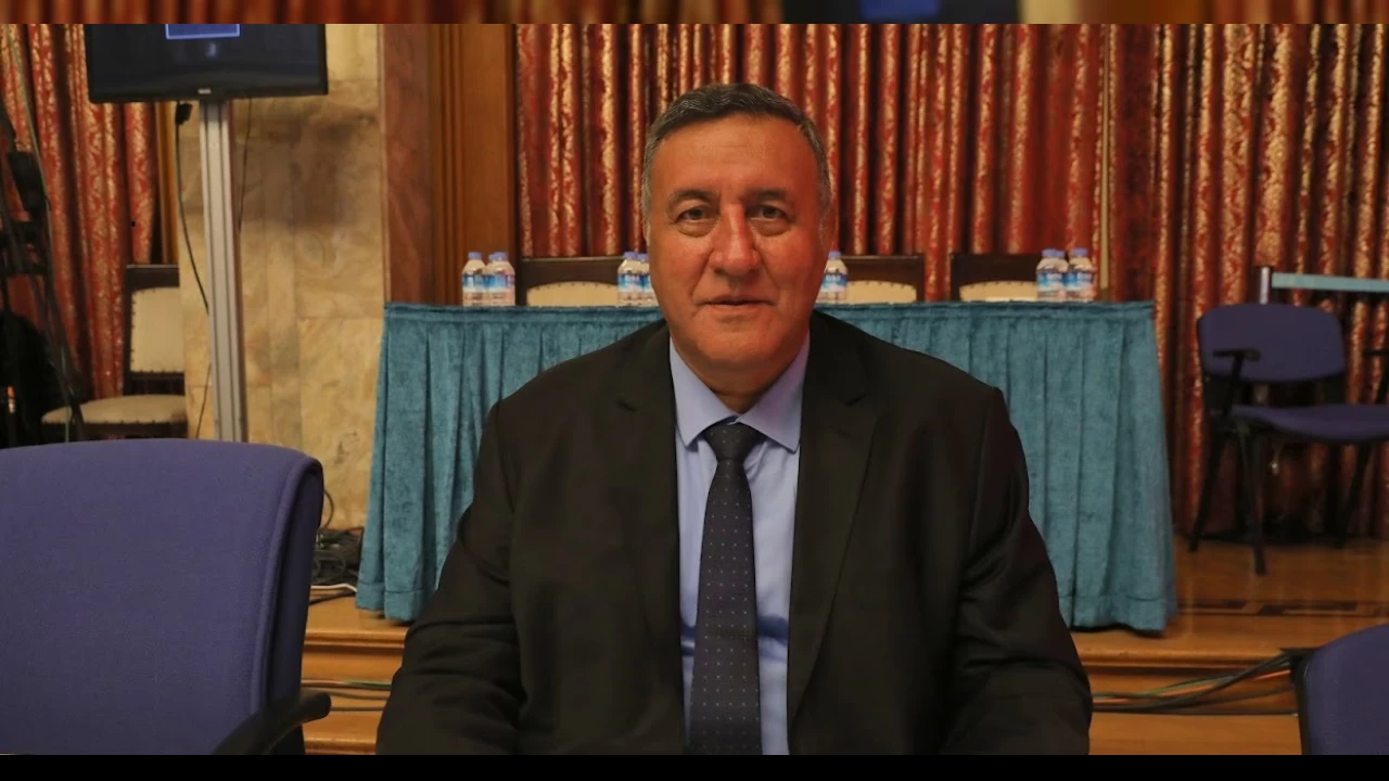 69 bin hane elektriksiz kald� 