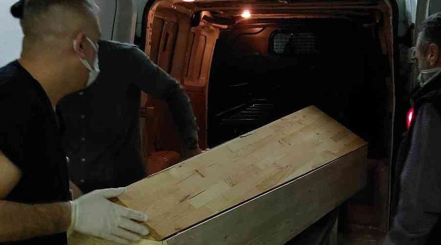 7. kattaki pencereden d��en lise ��rencisi hayat�n� kaybetti