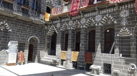 700 yıllık konak yeniden açılıyor