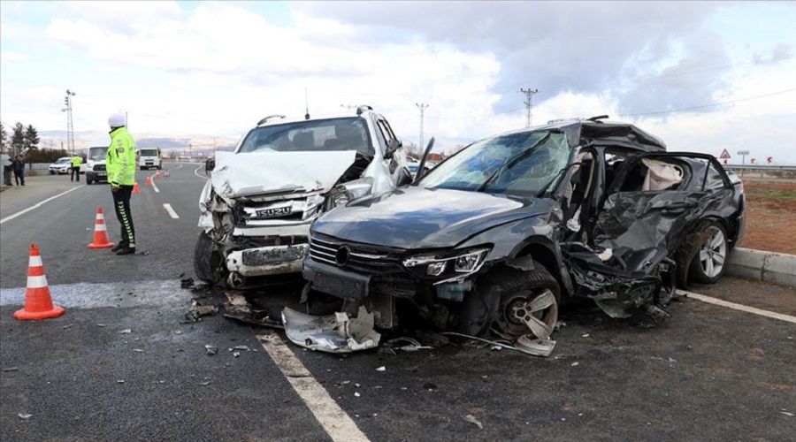 8 aydaki  trafik kazalarnda 1,543 kii olay yerinde can verdi