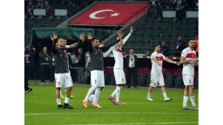 A Milli Futbol Takm'nda Grcistan galibiyeti sevinci