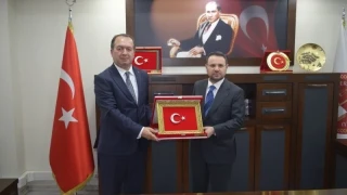 Adalet Bakan� G�rlek'ten Kocaeli Adliyesine ziyaret