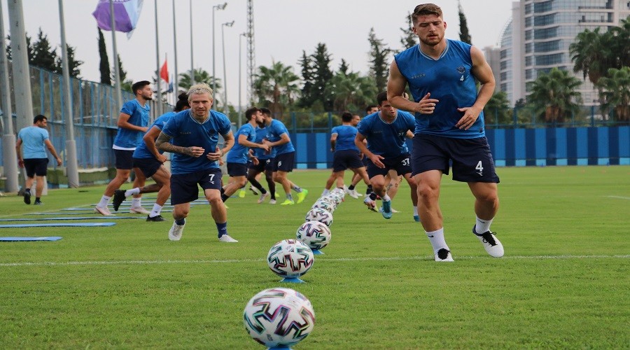 Adana Demirsporlu Gökhan İnler takımına inanıyor