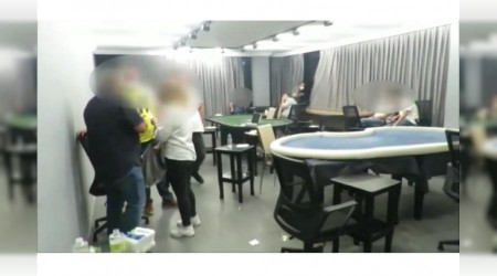 Adana'da apartman dairesine kumar baskını