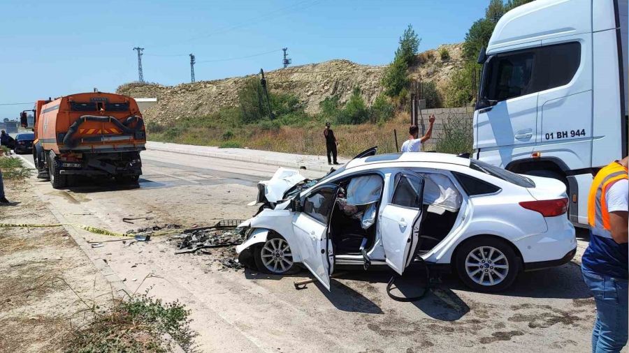 Adana'da feci kaza: 1 ölü, 3 yaralı