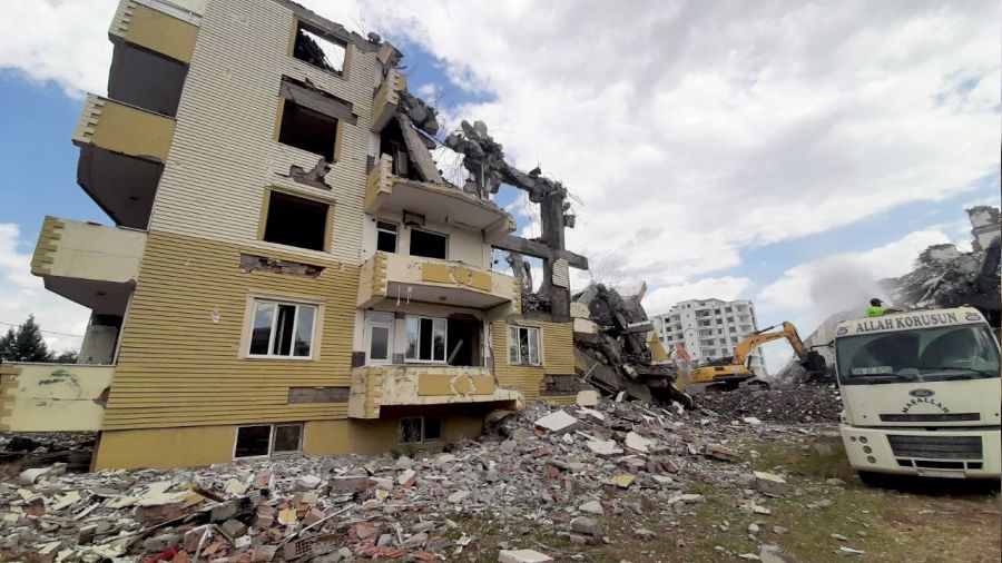 Adıyaman'da ağır hasarlı binaların sadece yüzde 15'i yıkıldı