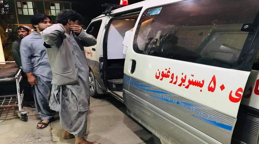 Afganistan'da kan durmuyor: 5 �l�, 18 yaral�