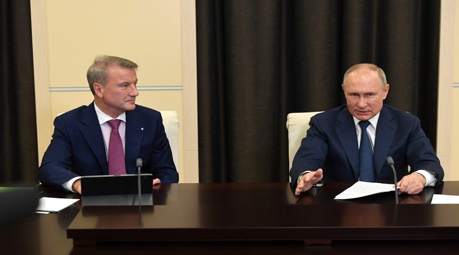 Afina zor sordu, Putin kolay cevapladı