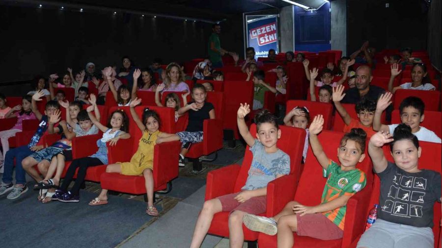 Altın Portakal Sinema Tırı vatandaşları beyaz perdeyle buluşturuyor