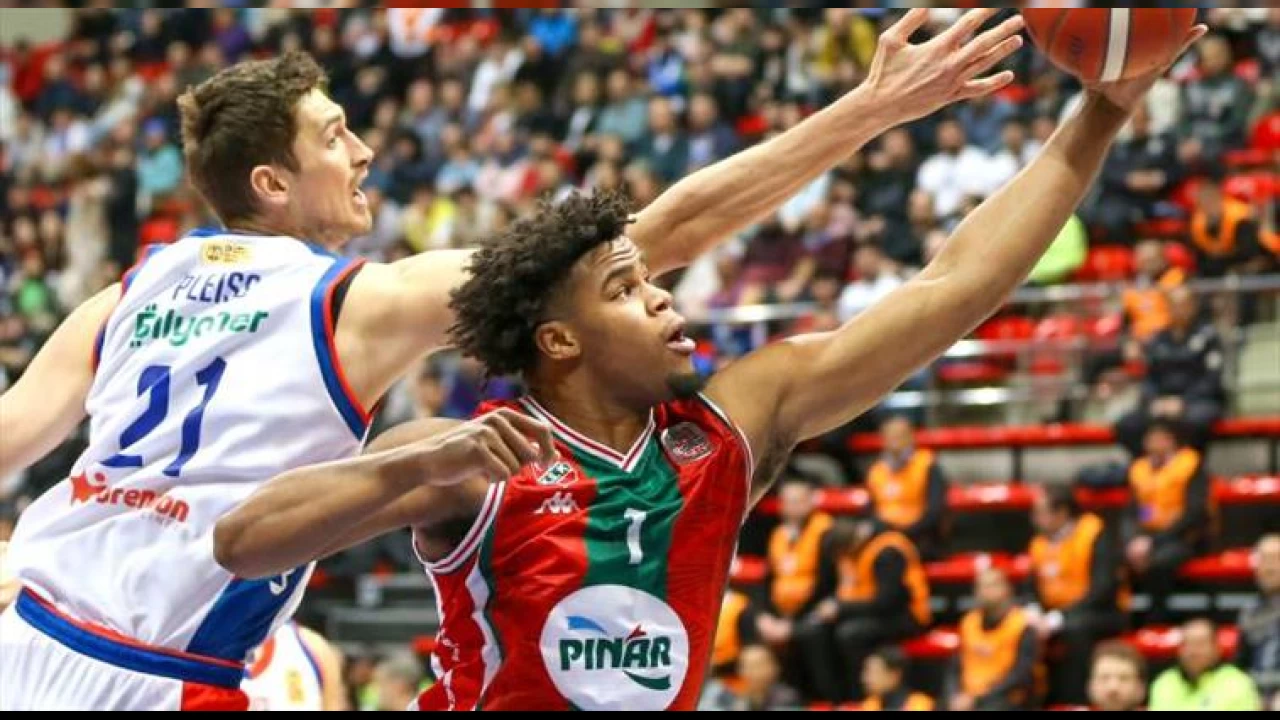 Anadolu Efes finale çıktı