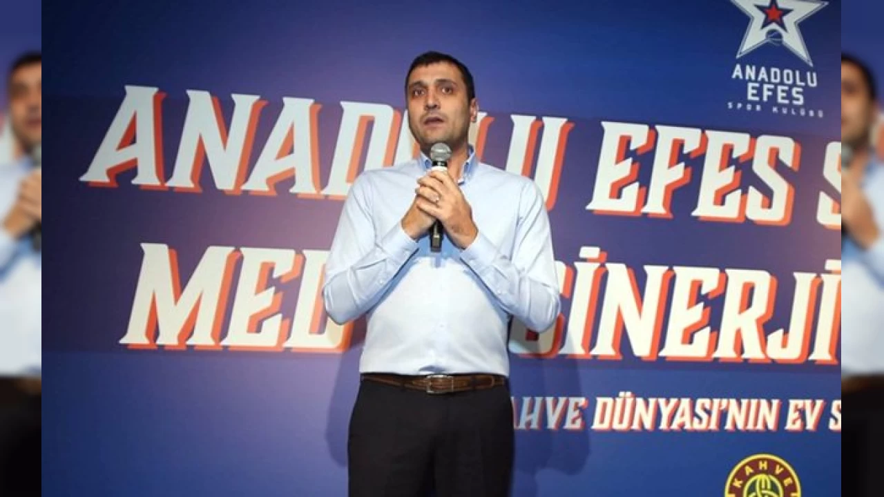 Anadolu Efes'te ayrılık