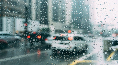 Ankara'da sonbahar yağmuru