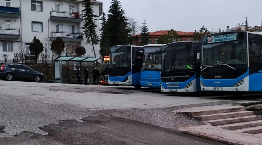 Ankara'da sürücüler kontak kapattı
