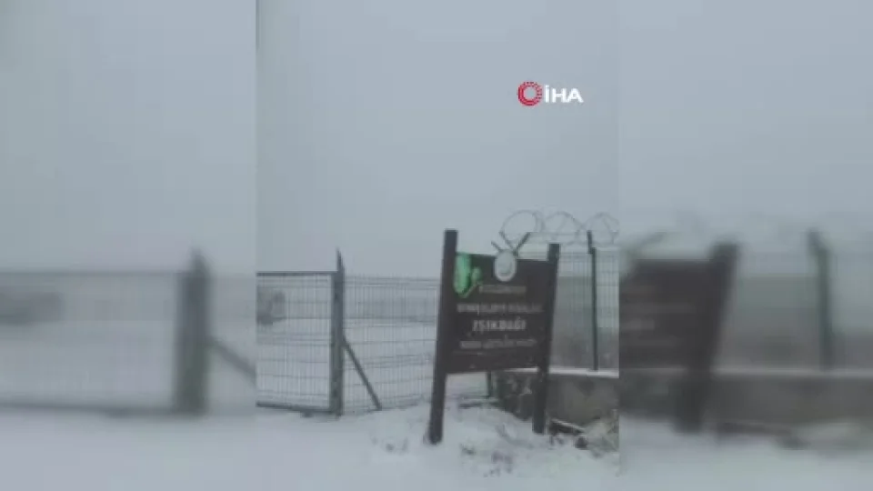 Ankara'ya mevsimin ilk kar� ya�d�