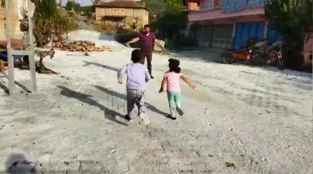 Anneleri tarafından kaçırılan çocuklar babalarına kavuştu