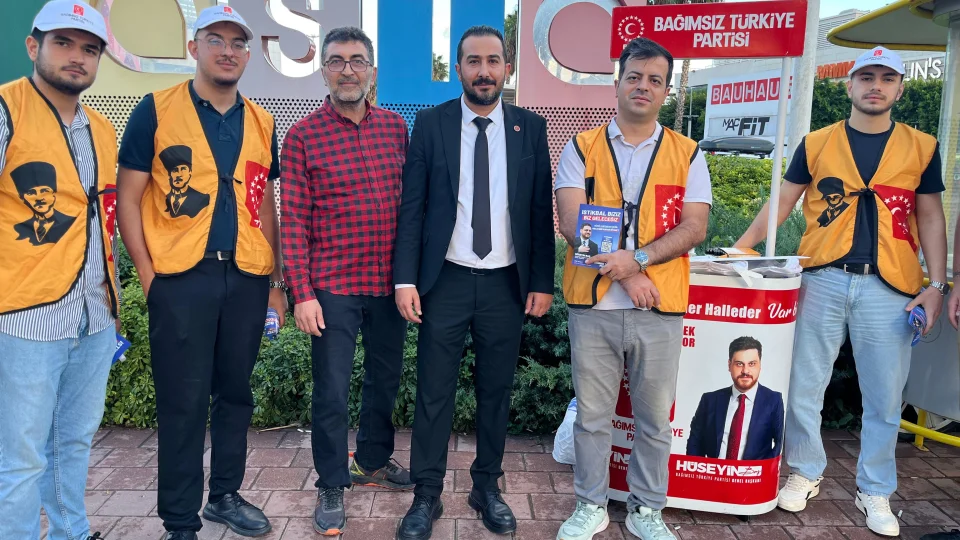 Antalya �l Ba�kan� Bilal �ahin �nderli�indeki BTP heyeti Kepez�de vatanda�la bulu�tu
