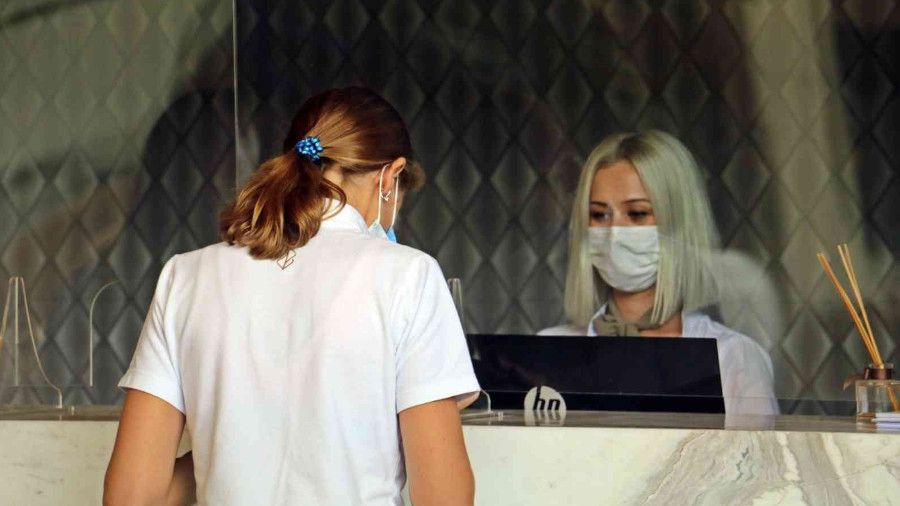 Antalya'da bayram tatili bereketi: Doluluk oran� y�zde 80'e ula�t�