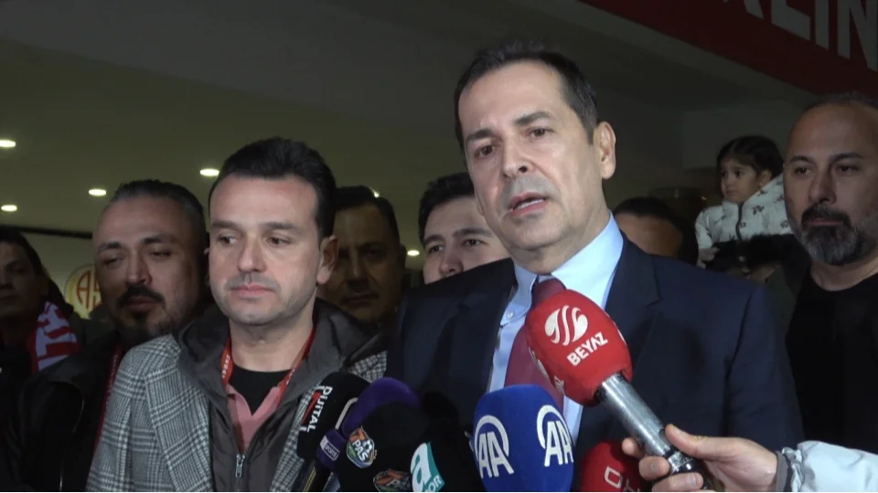 Antalyaspor Ba�kan� R�za Per�in: '2-2'lik sonu� bizi �zd�'
