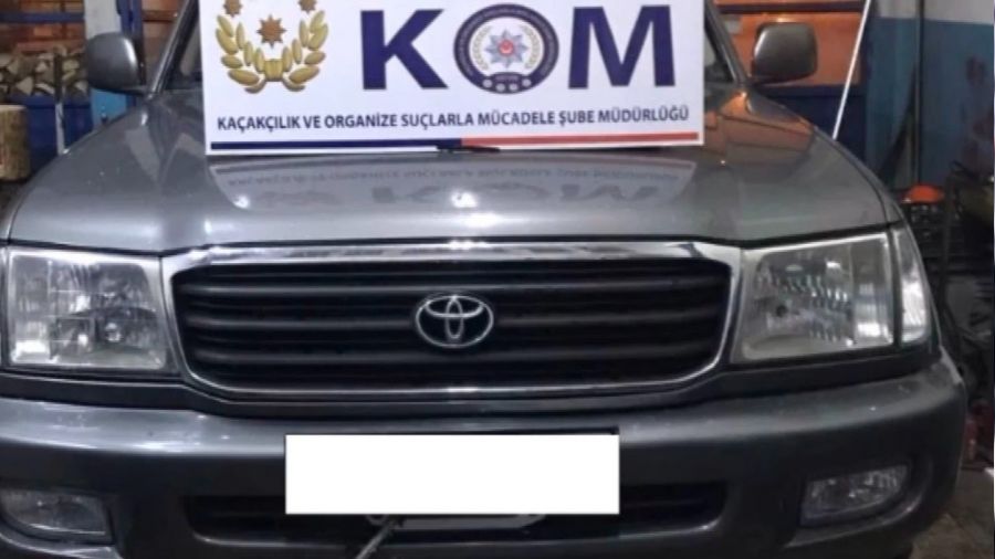Artvin Merkezli otomobil kaçakçılığı operasyonunda 9 kişi yakalandı
