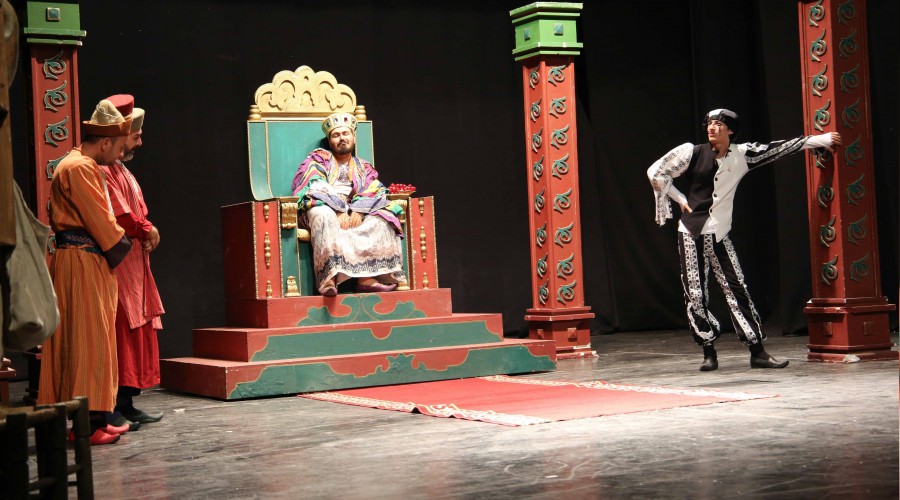 A�T, sezona �merhaba� diyor