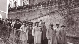 Atatrk Trabzonda Kuran ve tefsir dersi veriyor
