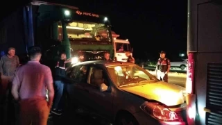 Ayvalk'ta krmz kta zincirleme trafik kazas: 1 l, 3 yaral