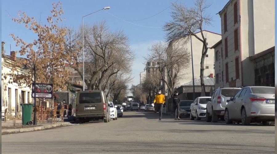 Azerbaycan'a kimlikle seyahat Karslıları sevindirdi