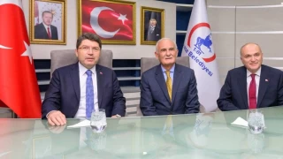 Bakan Tunç'tan yeni anayasa açıklaması: İnşallah Meclis'te uzlaşma sağlarız