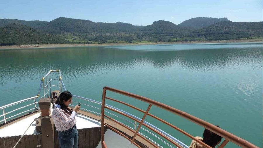 Kozan Baraj Gölünde Su Seviyesi Artması İle Doğa Turizmi Canlandı