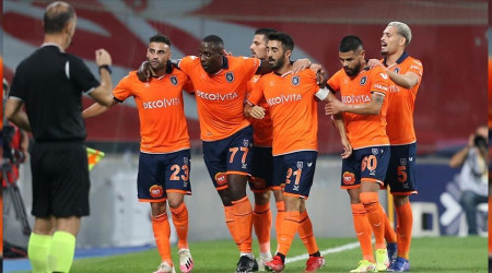Başakşehir Trabzon'a iddialı gidiyor