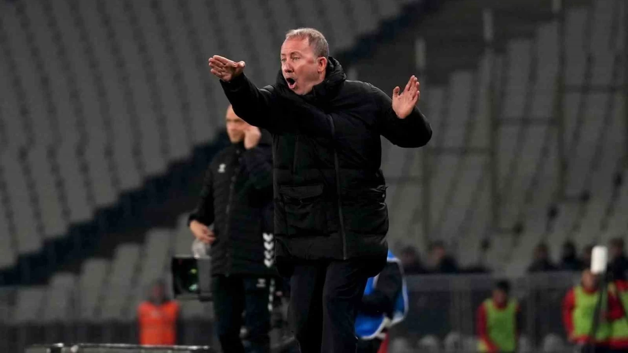 Beşiktaş, Fatih Karagümrük'ü 2- 0 ile geçti